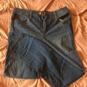 Universal Thread light wash high rise skinny jeans